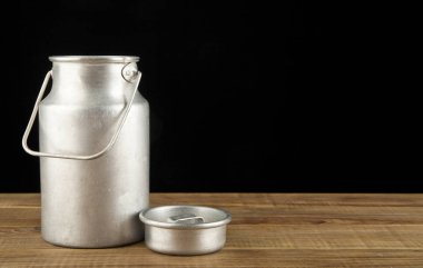 eski alüminyum kutular