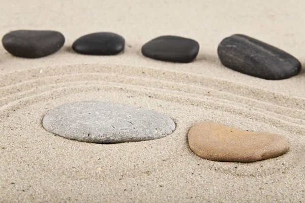 돌과 모래 명상과 휴식을 위한 배경 — 스톡 사진