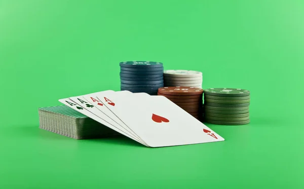 Playing cards with chips — Stock Photo, Image