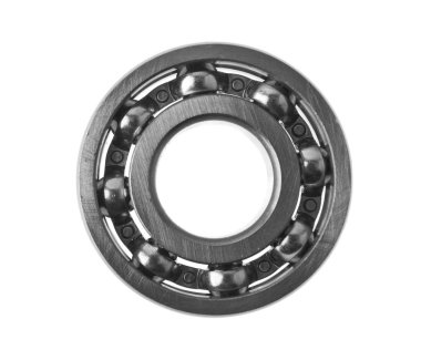 Beyaz arka plan üzerinde izole rulman