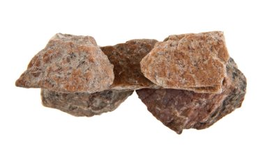 Beyaz arkaplanda taş 