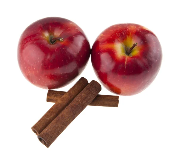 Roter Apfel und Zimt — Stockfoto