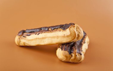 üzerinde kahverengi Pastalar