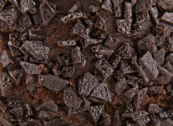 Chopped dark chocolate — Stock Photo, Image