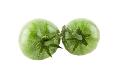 Beyaz arkaplanda yeşil domatesler