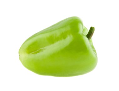 beyaz arkaplanda yeşil biber