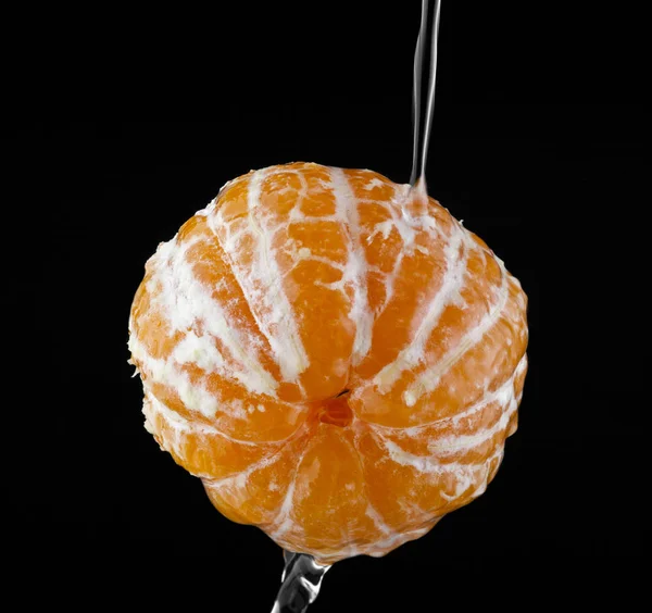 Oranges in drops of water — Stock Photo, Image