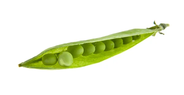 白い背景に隔離された緑のエンドウ豆 — ストック写真