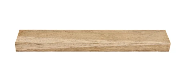 Дубовий дерев'яний промінь ізольований на білому тлі — стокове фото