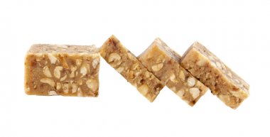 Beyaz arka plan üzerinde izole fındık şerbeti