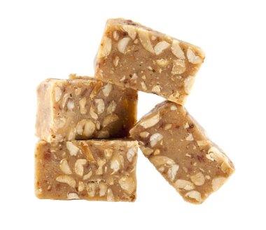 Beyaz arka plan üzerinde izole fındık şerbeti