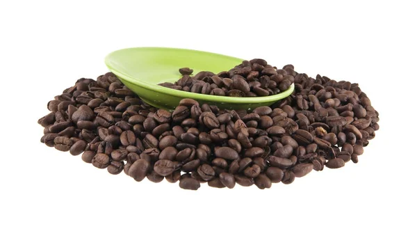 Green saucer and grains of coffee isolated on white background c — Stock Photo, Image