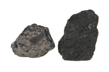 kömür beyaz arkaplanda izole edildi