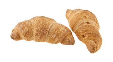 Kruvasanlar beyaz arkaplanda izole edilmiş.