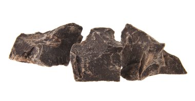 Beyaz arka plan üzerinde izole parça çikolata