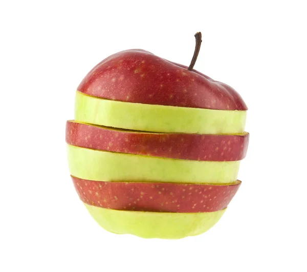 Czerwone i zielone jabłko cięcia na białym tle na białym tle — Zdjęcie stockowe