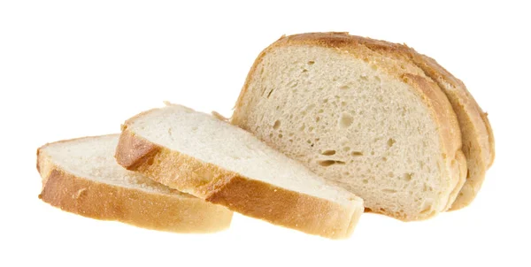 Pan rebanado aislado sobre fondo blanco — Foto de Stock