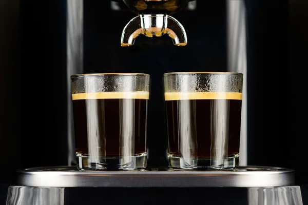 Två espresso i glas-koppar — Stockfoto