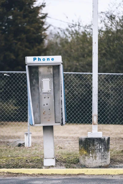 Lege telefoonautomaat vak — Stockfoto