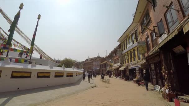 Panning shot di Boudhanath stupa a Kathmandu, Nepal — Video Stock