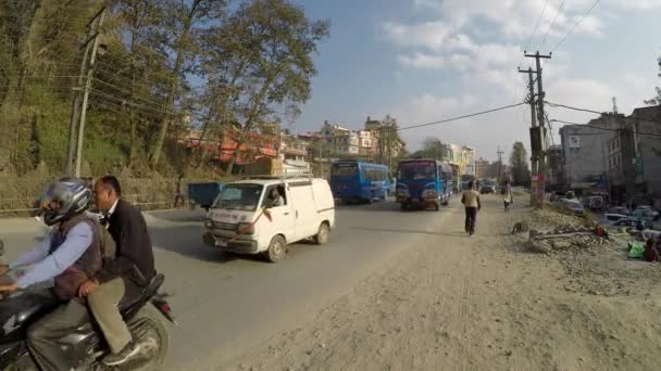 Tráfico en Katmandú, Nepal — Vídeo de stock