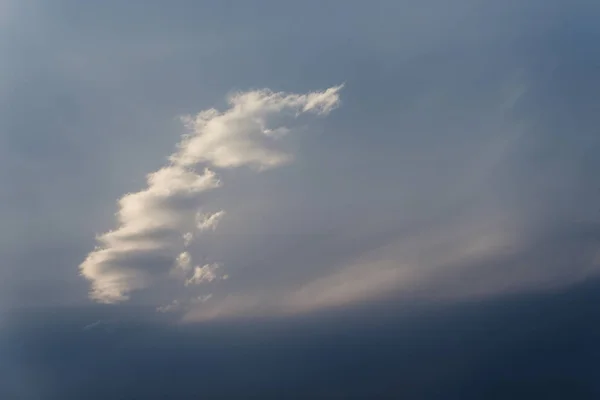 Céu azul fundo — Fotografia de Stock