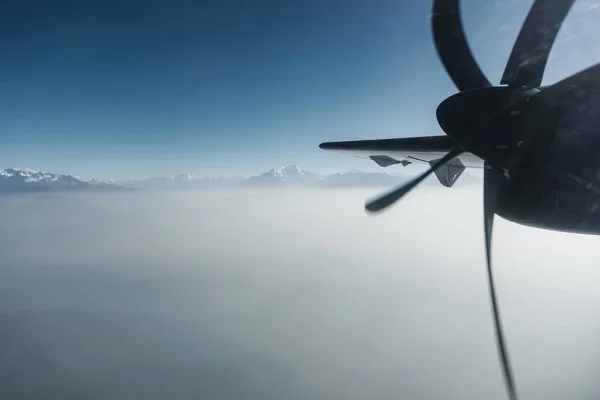 Der himalaya vom flugzeug aus gesehen, nepal — Stockfoto
