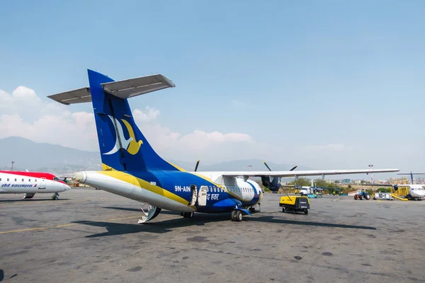 Aereo Buddha Air all'aeroporto di Kathmandu, Nepal — Foto Stock