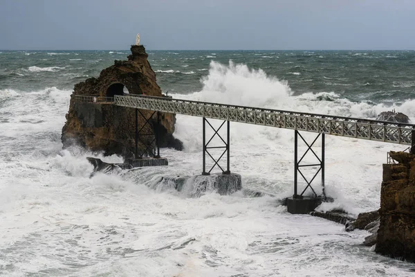 Rocher de la Vierge in Biarritz, France — Stock Photo, Image