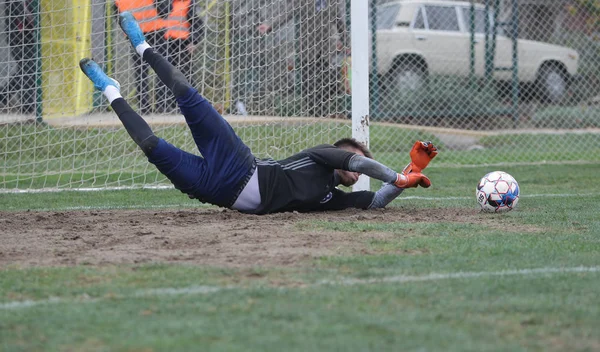 Odessa Ukraine Circa 2019 Goleiro Time Futebol Local Faz Uma — Fotografia de Stock