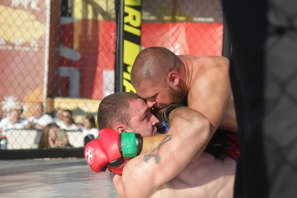 Odessa Ukraine June 2019 Fighters Mma Boxers Fighting Rules Cage — Stock Photo, Image