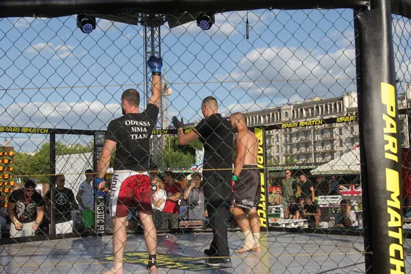 Odessa Ukrajina Června 2019 Bojovníci Mma Boxerů Bojují Bez Pravidel — Stock fotografie