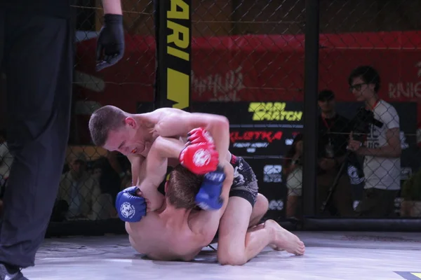 Odessa Ukraine June 2019 Fighters Mma Boxers Fighting Rules Cage — Stockfoto