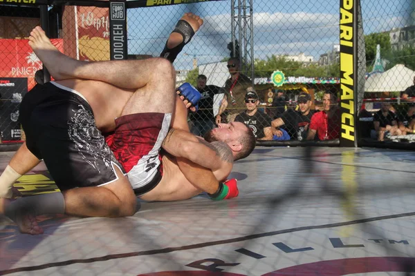 Odessa Ukraine June 2019 Fighters Mma Boxers Fighting Rules Cage — Stock Photo, Image