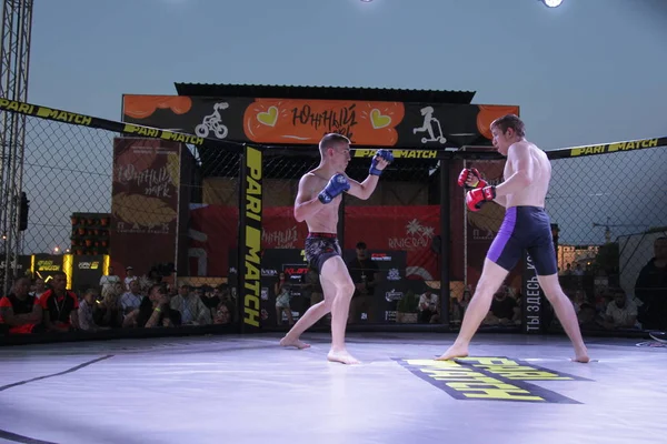 Odessa Ukraina Czerwca 2019 Myśliwce Bokserki Mma Walczą Bez Zasad — Zdjęcie stockowe