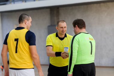 Odessa, Ukrayna - Ocak 2020: Kimliği belirsiz yerel takım oyuncuları futsal oynuyor