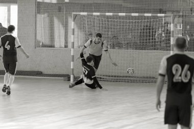 Odessa, Ukrayna - Ocak 2020: Kimliği belirsiz yerel takım oyuncuları futsal oynuyor