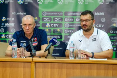 Yuzhnuy, Odessa, Ukr - 4 Şubat 2020: Khimik Yuzhnuy maçı sırasında efsanevi Avrupa teknik direktörü Massimo Barbolini (Igor Gorgonzola Novara) - Igor Gorgonzola Novara Italy. Voleybol Kadınlar Ligi