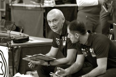 Yuzhnuy, Odessa, Ukr - 4 Şubat 2020: Khimik Yuzhnuy maçı sırasında efsanevi Avrupa teknik direktörü Massimo Barbolini (Igor Gorgonzola Novara) - Igor Gorgonzola Novara Italy. Voleybol Kadınlar Ligi