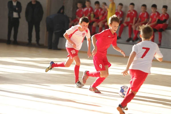 Odessa Ucrânia Dezembro 2019 Meninos Crianças Jogam Mini Futebol Sala — Fotografia de Stock