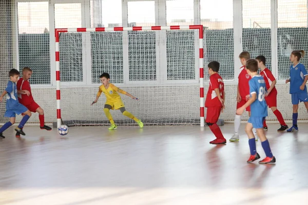 Odessa Ucrania Diciembre 2019 Niños Pequeños Niños Juegan Mini Fútbol —  Fotos de Stock