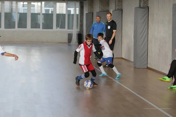 Odessa Ucrania Diciembre 2019 Niños Pequeños Niños Juegan Mini Fútbol —  Fotos de Stock