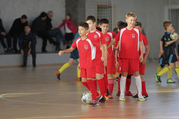 Odessa Ucrânia Dezembro 2019 Meninos Crianças Jogam Mini Futebol Sala — Fotografia de Stock