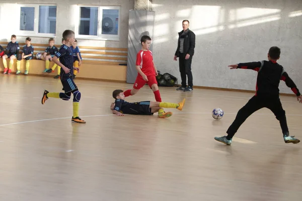 Odessa Ucraina Dicembre 2019 Piccoli Ragazzi Bambini Giocano Mini Calcio — Foto Stock