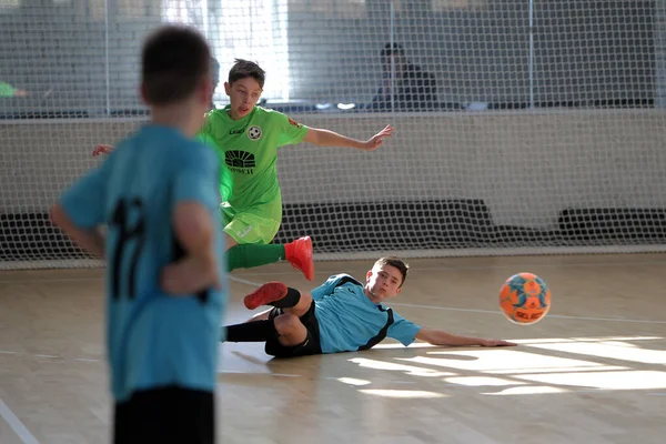 Odessa Ukraine Februar 2020 Kleine Jungen Kinder Spielen Mini Fußball — Stockfoto