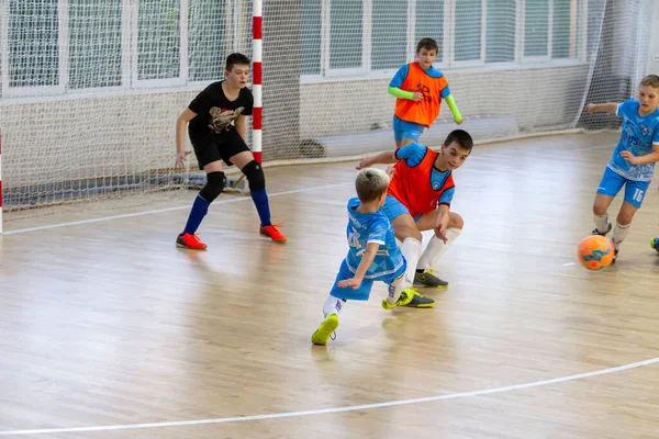 Odessa Ucrania Febrero 2020 Niños Pequeños Niños Juegan Mini Fútbol — Foto de Stock
