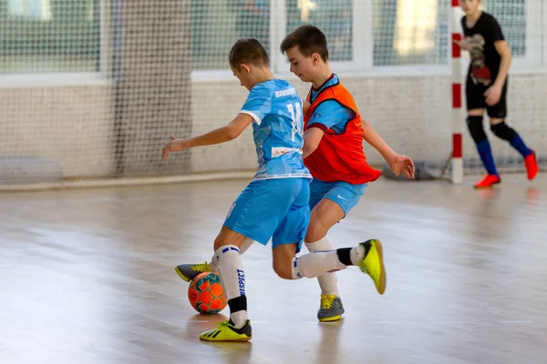 Odessa Ukraine Februar 2020 Kleine Jungen Kinder Spielen Mini Fußball — Stockfoto