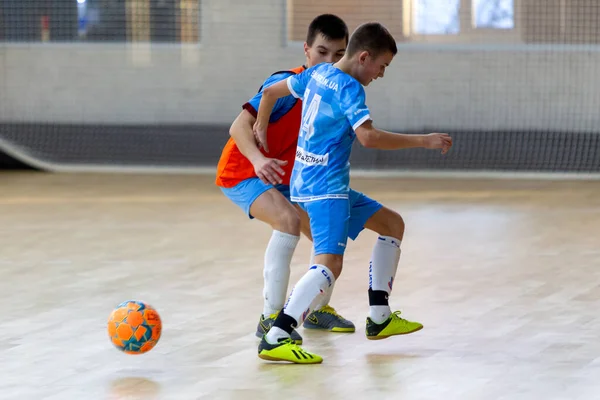 Odessa Ucrania Febrero 2020 Niños Pequeños Niños Juegan Mini Fútbol —  Fotos de Stock