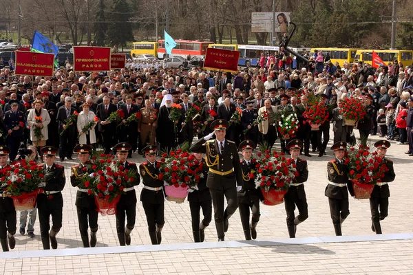 Odessa Ukraine Απριλίου 2010 Τελετή Τοποθέτησης Λουλουδιών Και Στεφάνων Λουλουδιών — Φωτογραφία Αρχείου