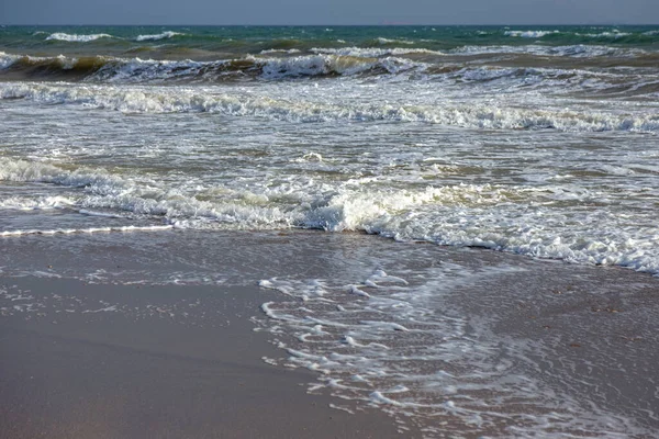 Sea Wave Runs Sand Beach Foam Shore Seascape Sunset Colors — Stock Photo, Image